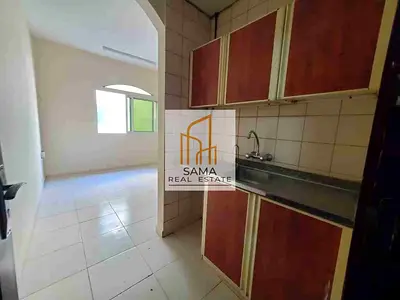 SIDE KITCHEN STUDIO FLAT// WITH SPLIT AC// NEAR PANOOR RESTAURANT// RENT 16K ONLY