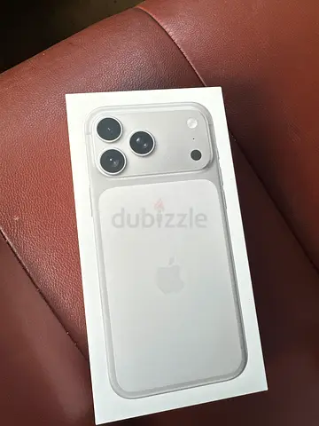 iPhone 17 pro max 512 GB in its box