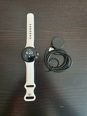 Google pixel watch Esim with charger 1 extra strip support all latest android