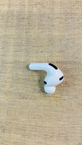 Apple AirPods Pro 3 Right Bud only in warranty