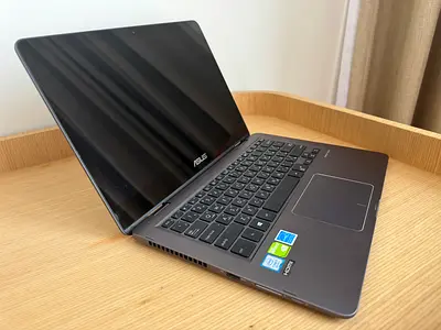 ASUS Zenbook Flip 14 UX461 Laptop