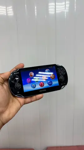 PSVITA Modded + 16GB + 4 Games