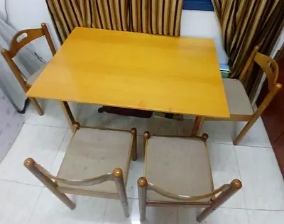Dining table and 4 chairs