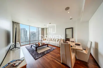 Vacant | Sea and Lake View | Walk in Closet