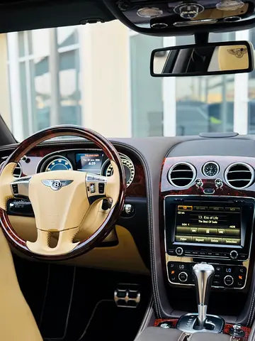 2015 Bentley FLYING SPUR 缩略图 19