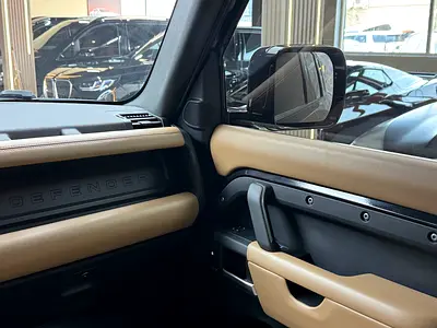 2025 LAND Rover DEFENDER 缩略图 8