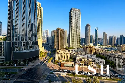 Burj Khalifa View | Luxury Apartment | Vacant