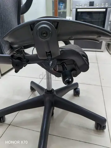 Herman Miller Office Chair with Adjustable Armrests and Lumbar Support