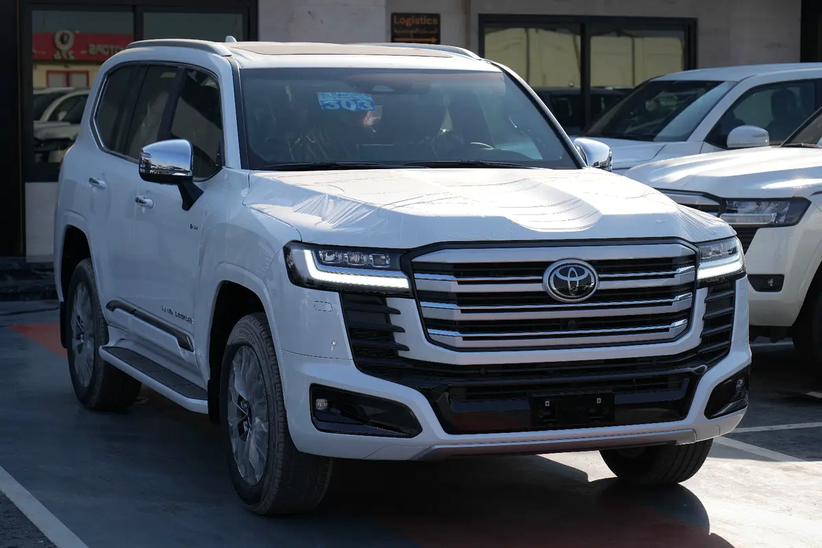 Toyota Land Cruiser 2026 — photo 1 of 20