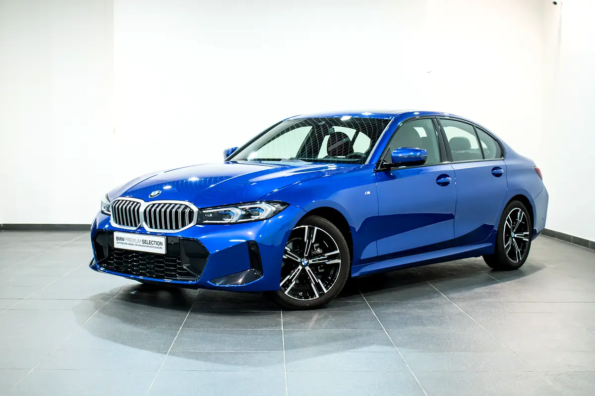 BMW 3-Series 2025 — photo 1 of 13