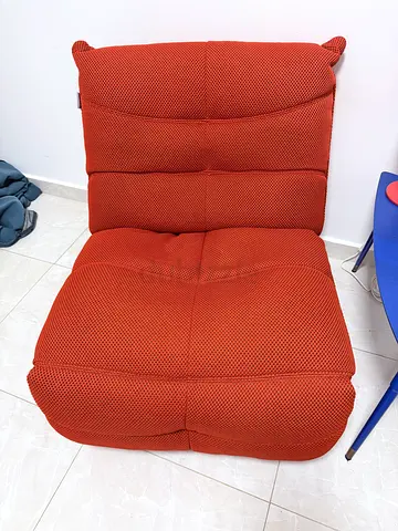 Comfortable single reclining lounge chair - rust orange