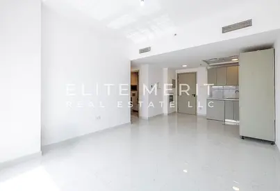 2BHK + Maid | Unfurnished | Vacant | Flexible Cheques