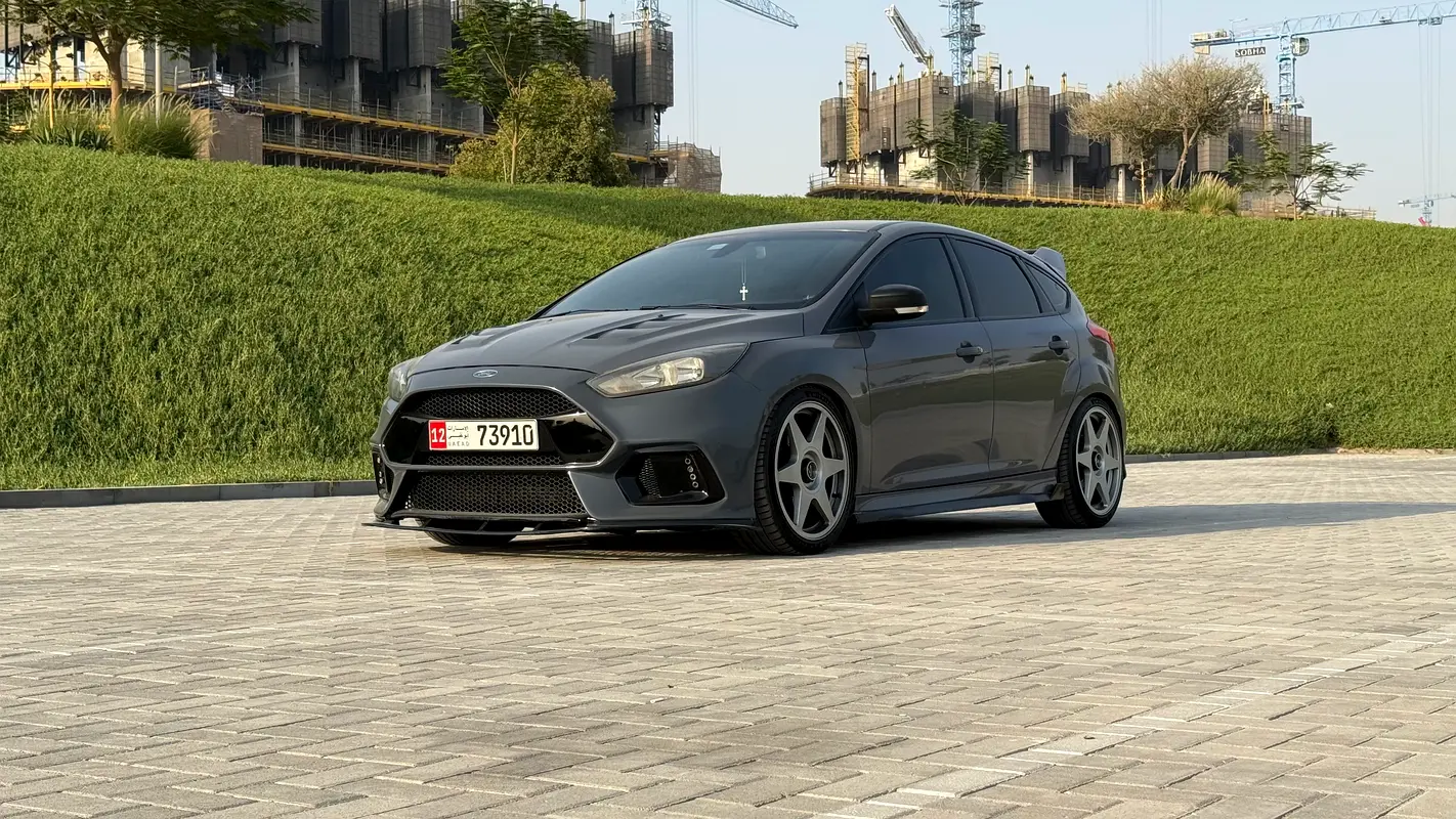 Ford Focus 2015 — photo 1 of 14