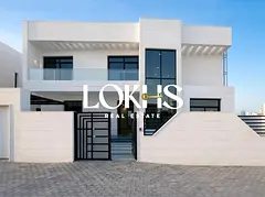 5 Bed + Maid's | Semi-Furnished | Private Pool