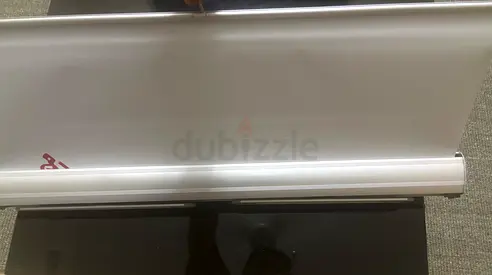 White Roller Blind with zipper bag - Excellent Condition, Ready to Install