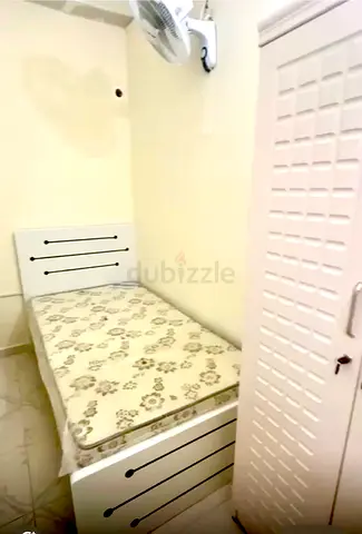Partition for single or couple in Bur Dubai!