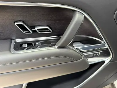2025 LAND Rover RANGE ROVER photo 4