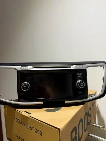Honda accord original screen