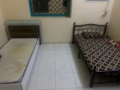 2 single bed for sale in abu shagara