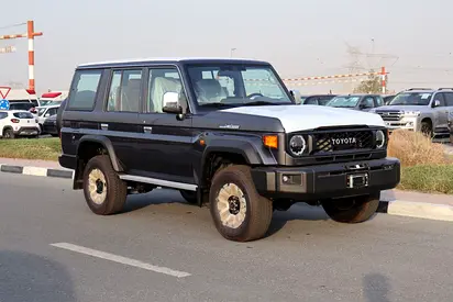 Toyota Land Cruiser 70 Series LC 76 LX 2026 GCC Specs