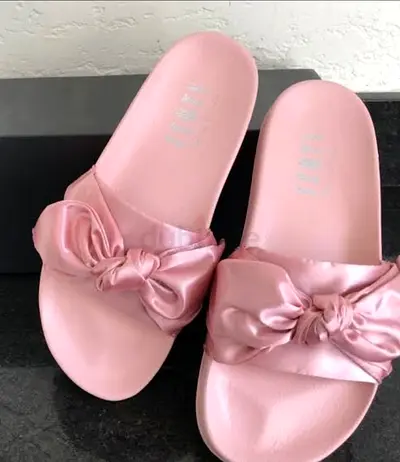 Puma Rihanna Fenty Light Pink Satin Bow Slide Sandals - Women’s Size 7