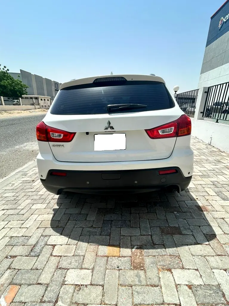 Mitsubishi ASX 2012 — photo 1 of 7