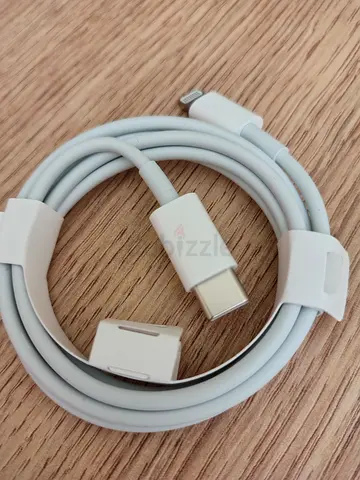 NEW Apple USB-C to Lightning Cable