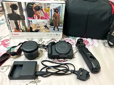 Canon EOS R50 Mirrorless Camera