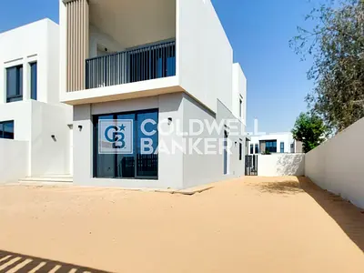 Corner Unit | Close to Amenities | Big Plot