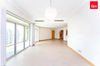 Furnished / Beach Access / C Type