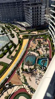 Bright & Airy 1 BR | Prime Location | Pool View