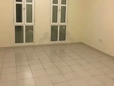 One Bedroom Converted In Two Bedroom | Next to Metro | Vacant