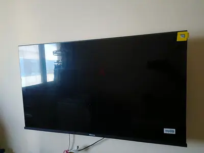 Hisense 43 Flat Screen TV - Good Working Condition