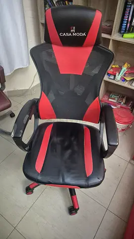 Used Casa Moda ergonomic mesh office/gaming chair - black  red