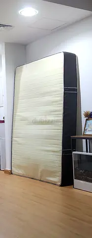 King size memory foam mattress in good condition — firm support
