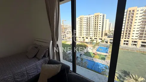 FULLY FURNISHED | MID FLOOR | PARK VIEW