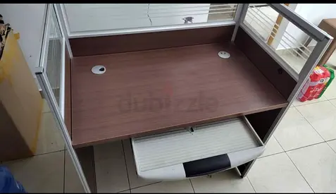 Desk workstation or study table