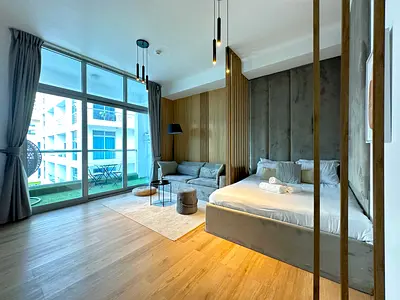 Ultra Luxury Studio fully Updgrade w/ Balcony in Marina