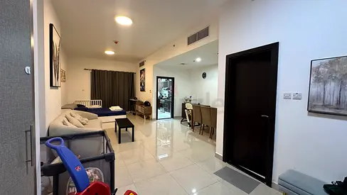 Studio for rent July  Aug