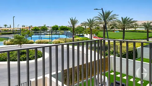 Spacious Villa | Bright | Near Park | Modern