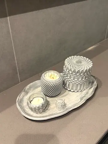 Set of 3 Decorative Ceramic Candle Holders on Tray