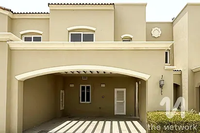 Single Row | Great Location | Close To Pool