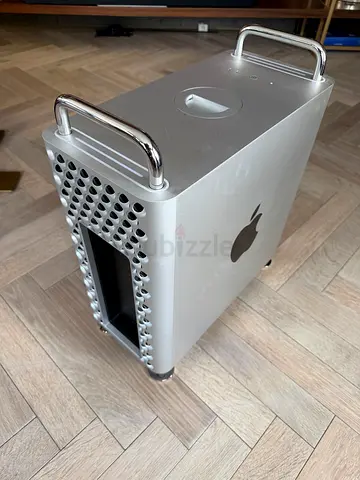 Apple Mac Pro (2023) M2 Ultra · 24-core / 76-core GPU · 128GB · 1TB SSD (Two Available)