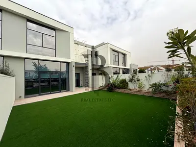 Single Row Villa | Facing Pool & Park | Ready to Move