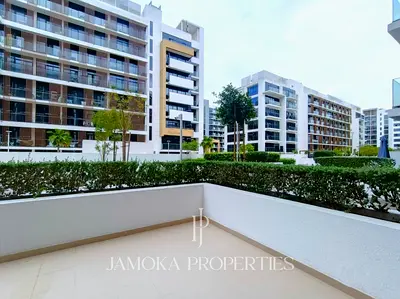 Spacious 1BR | Large Terrace | Prime Community