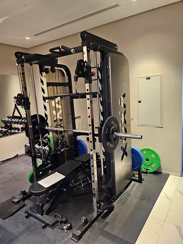Multi-function Smith Machine with Bench and Accessory Rack - New in Excellent Condition