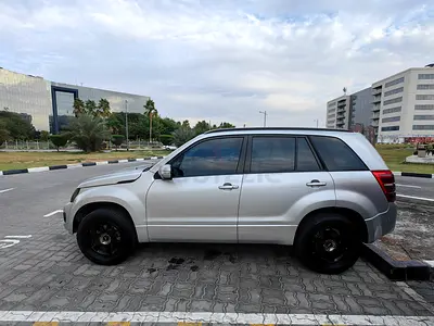 2013 Suzuki Grand Vitara GLX - GCC Specs - Excellent Condition