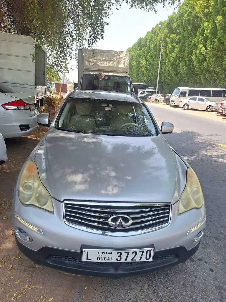 Infiniti QX50 2015 — photo 1 of 9