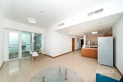 Spacious 1 Bed | Prime Marina | Spa Amenities