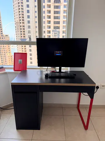 Samsung 32 inch UHD 4k led monitor
